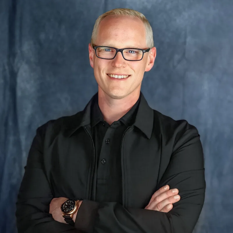 Tyler Idle, Sales Director